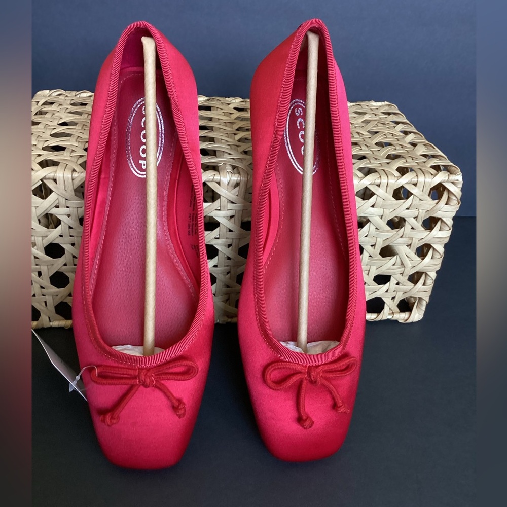 New Scoop Red Square Toe Ballet Flats | Size 8.5 | Comfort Foam Insole